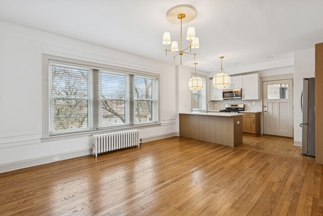 Photo - Cheltenham Court Mansions