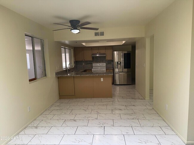 Photo - 4731 W Paradise Ln