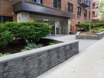 Building Photo - 140-17 84th Dr Unit 4th Rental