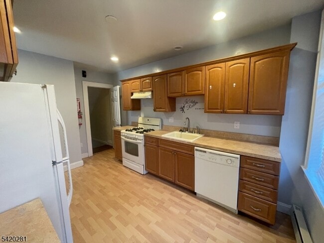 Photo - 43 Mapes Ave Unit 1R