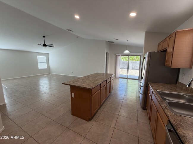 13925 W Mauna Loa Ln