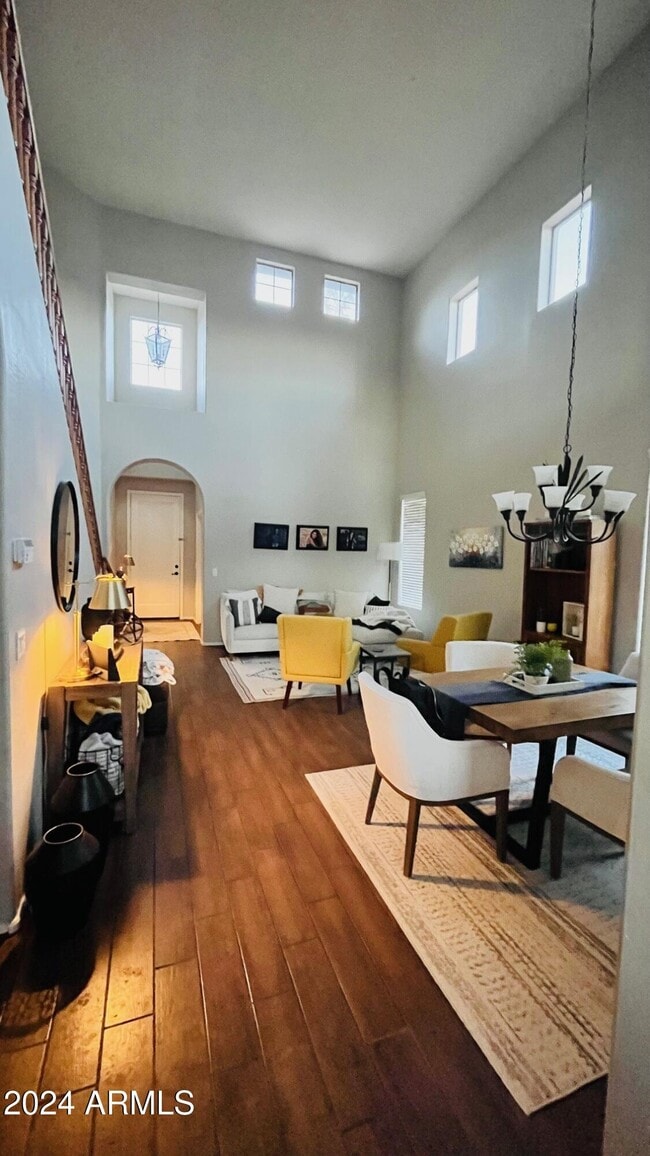 Photo - 3005 W Redwood Ln