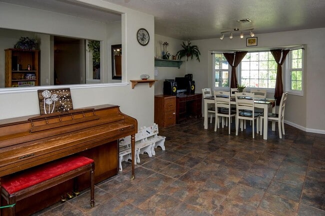 Photo - Bloomington Hills Beauty