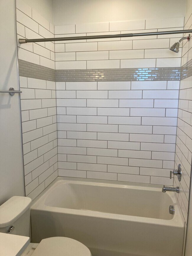 Photo - 3 bedroom, 3.5 bath, Spacious & Open Floor...
