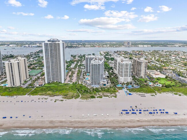 Photo - 3100 N Ocean Dr Unit H1610