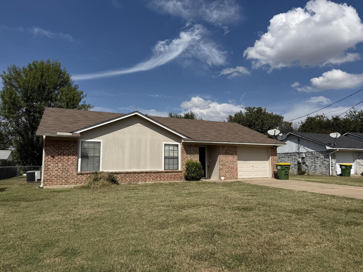 Photo - 3916 Paradise Island Rd