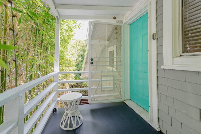 Entrada - 1100 Coronado Ter Unidad 1104