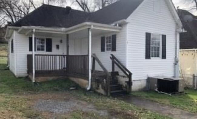 Photo - 1302 W Baxter Ave House