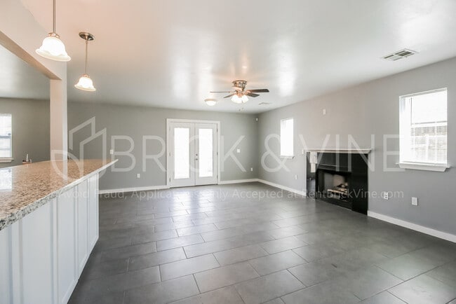 Photo - 1405 SW 20th St