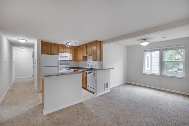 Photo - 2 bed, 2 Bath in Bothell! Utilities Included!