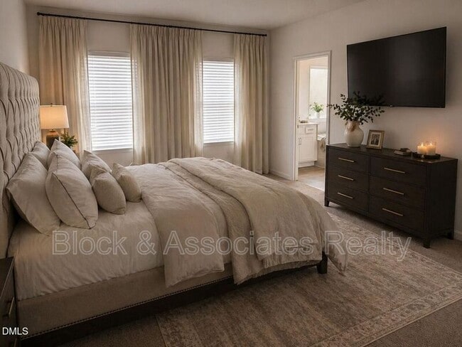 Photo - 112 Moonflower Ln