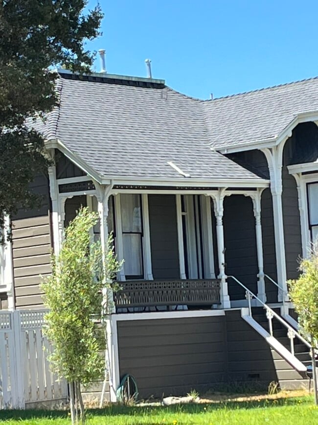 Photo - 1535 9th St Unit Upper