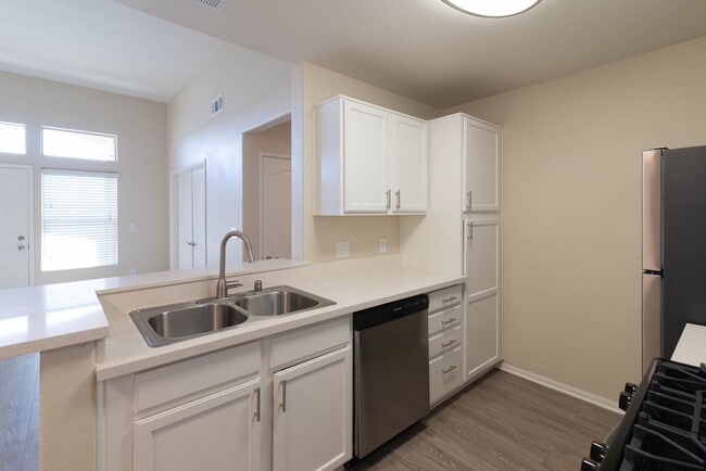 Photo - Newly Renovated! Santa Fe Apartments II