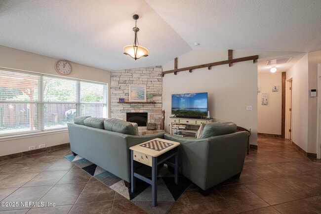 Photo - 13544 Crashaw Rd