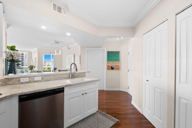 Photo - 347 N New River Dr E Unit 610