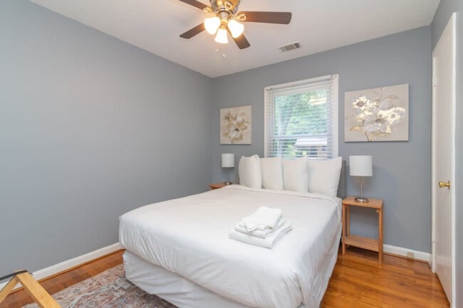 Photo - 1986 Monaco Dr Unit ID1043808P