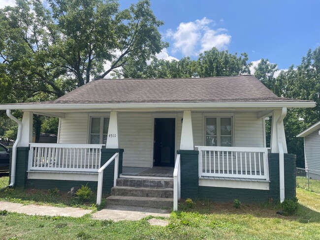 Building Photo - 4511 Lansing Dr
