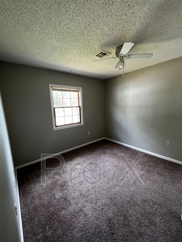 Photo - 911 E Quincy St Unit Apt B