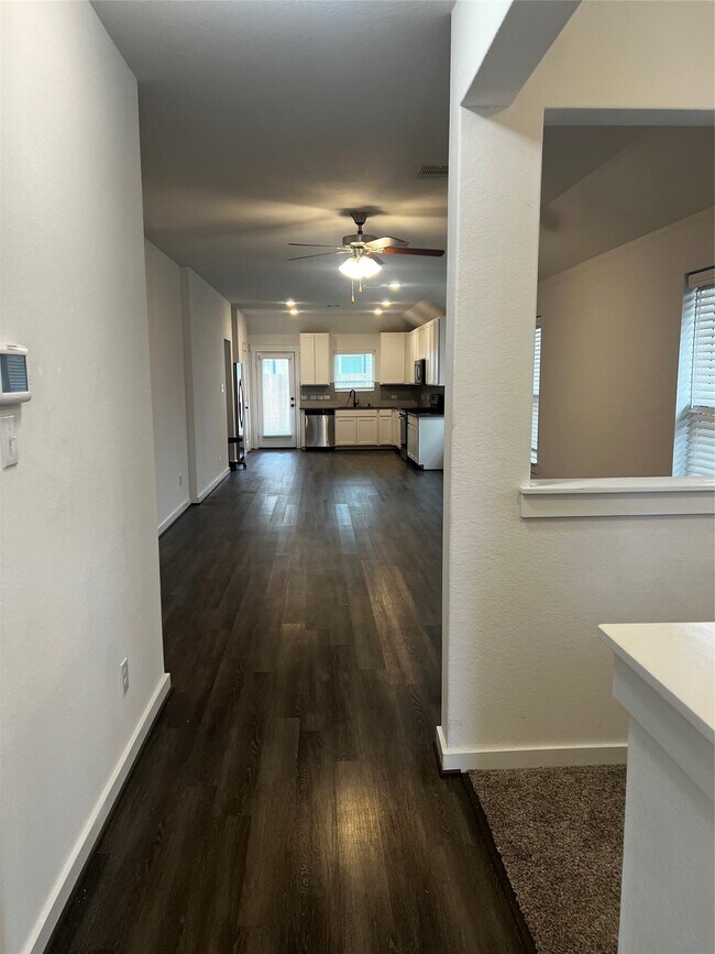 Photo - 9214 Melmack Dr