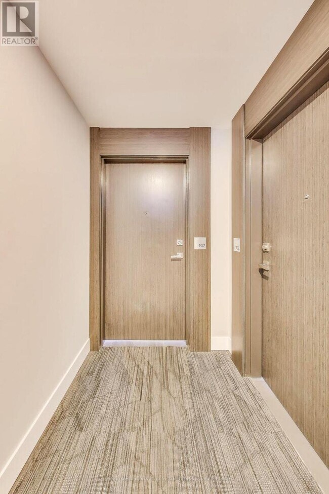 Photo - 15 Queen St S Unité 1402