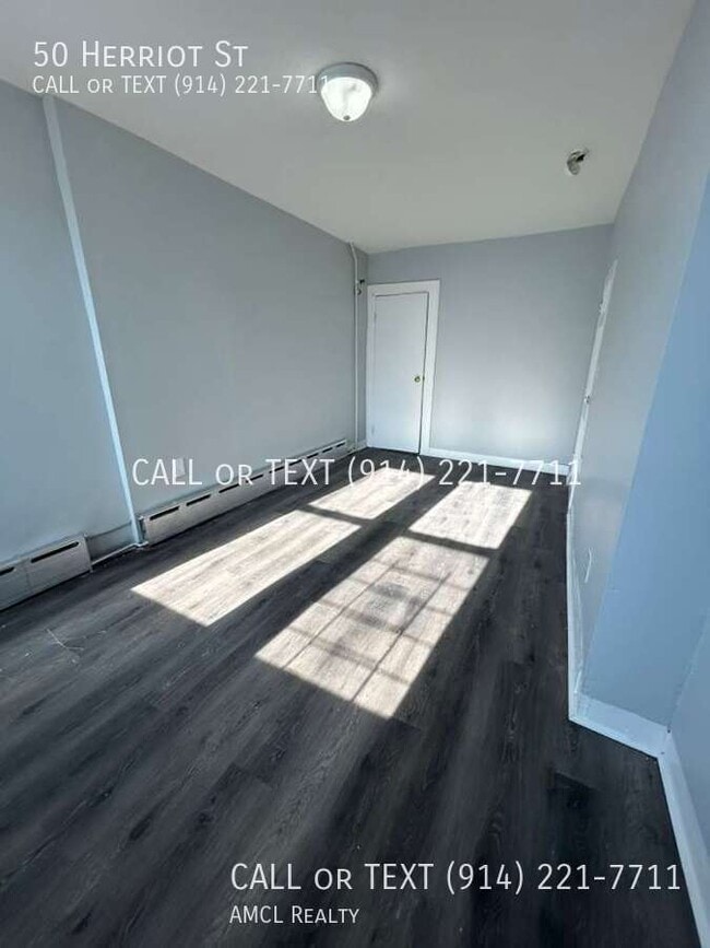 Photo - 50 Herriot St
