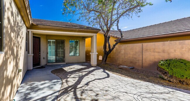 Photo - Anthem Country Club Beauty w/ Casita