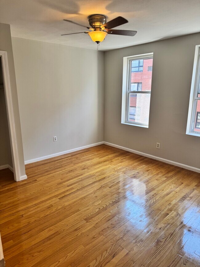 145 Endicott St Unit 4