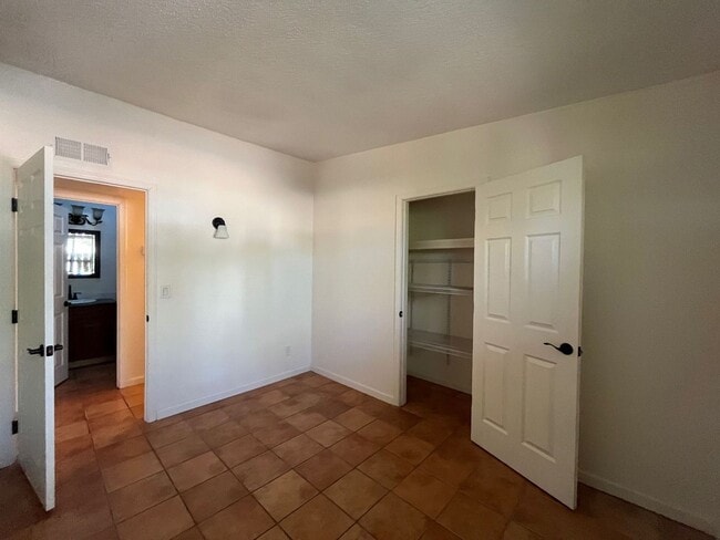 Photo - 4 bedroom 2 bath home centrally located