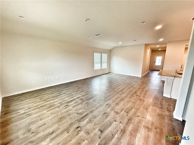 Photo - 380 Arbor Hills