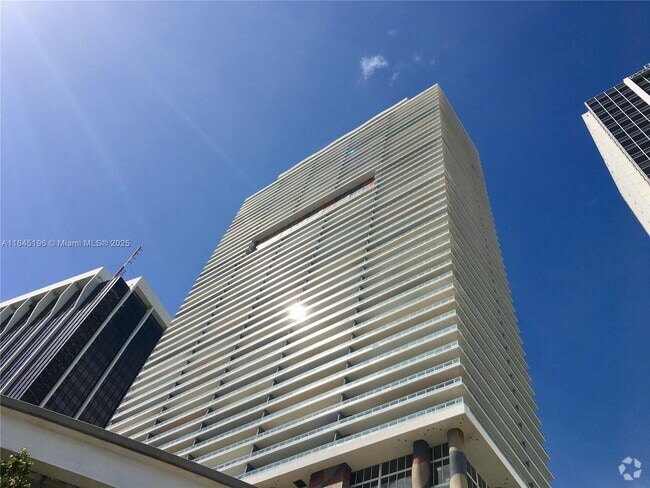 Building Photo - 50 Biscayne Blvd Unit 4803 Rental