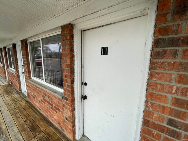 Photo - 1005 N Rogers St Unit B-16