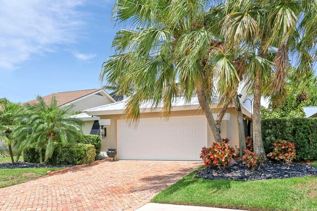 Photo - 109 Seashore Dr House