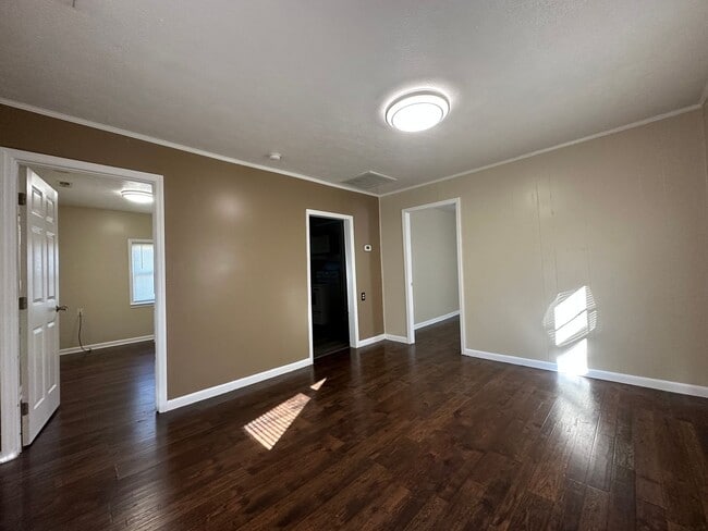 Photo - 717 Plantation Rd