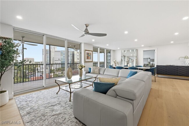 Photo - 4651 Gulf Shore Blvd N Unidad 805