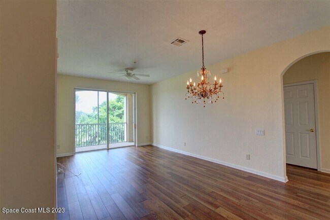 1626 Peregrine Cir Unit 302