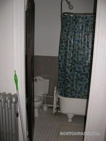 Photo - 91 Westland Ave Unidad 207