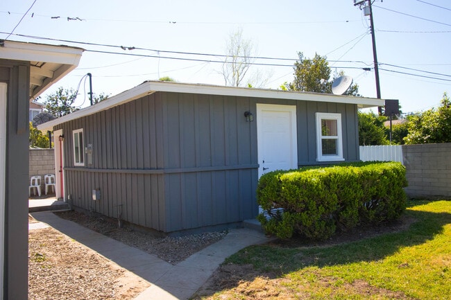 Photo - 131 N Vega St