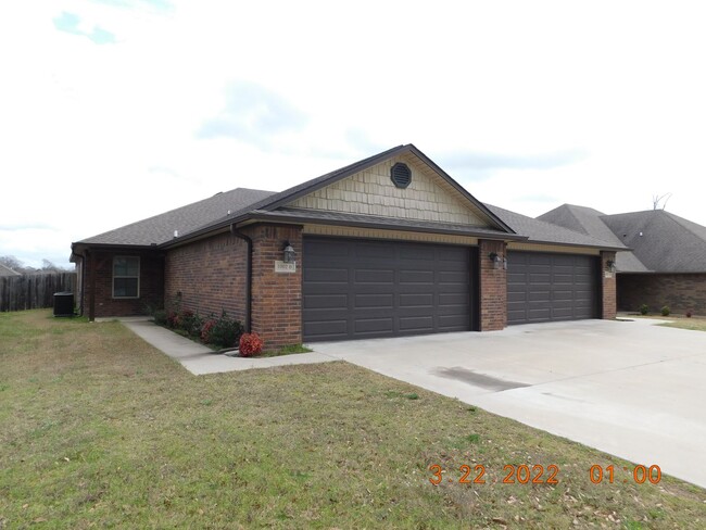 Luxury 3 bedroom 2 bath near Chaffee Commu... - Luxury 3 bedroom 2 bath near Chaffee Commu... Townhome