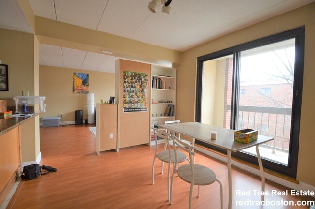 Photo - 85 Brainerd Rd