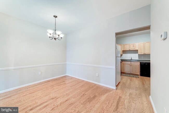 Photo - 7938 Bentley Village Dr Unidad 32C