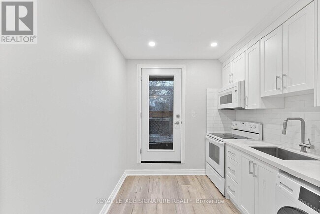 Photo - 233 Greenwood Ave