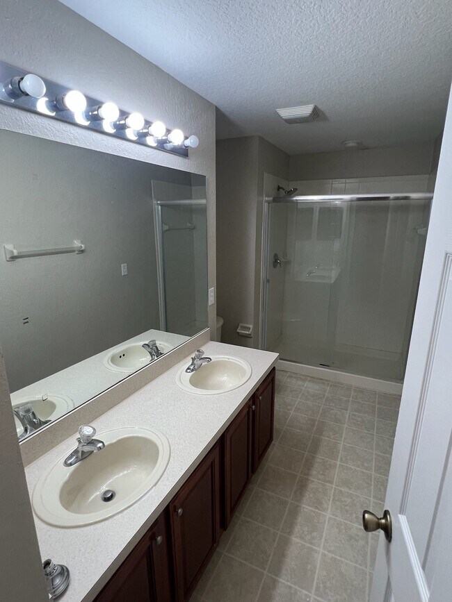 Photo - 13926 Dove Wing Ct