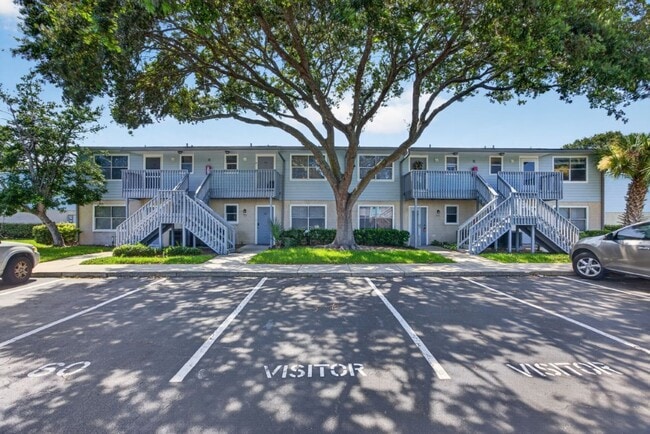 Building Photo - St. Augustine Cute Condo Unit H61