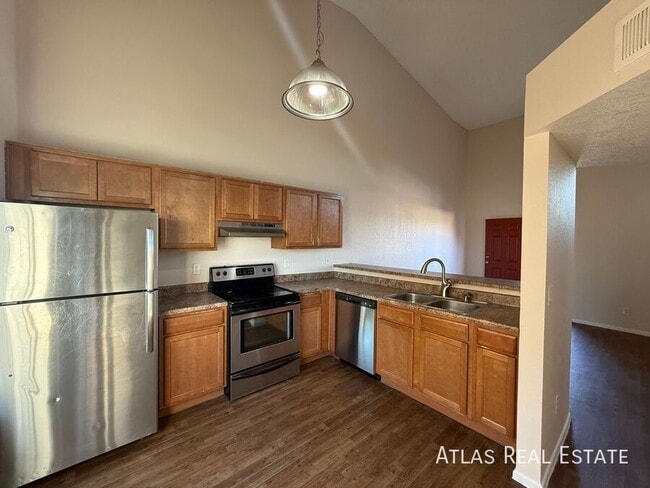 Photo - 4828 W Orangewood Ave