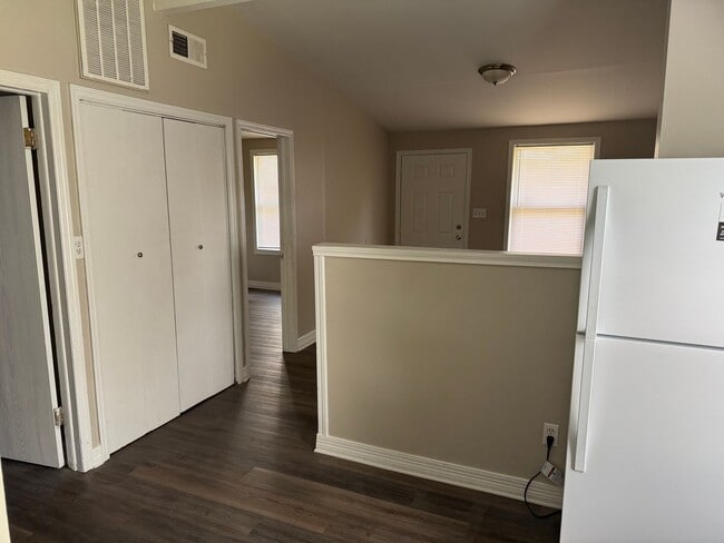 Photo - 2366-2368 Howey Road Unidad 2368 Howey Road