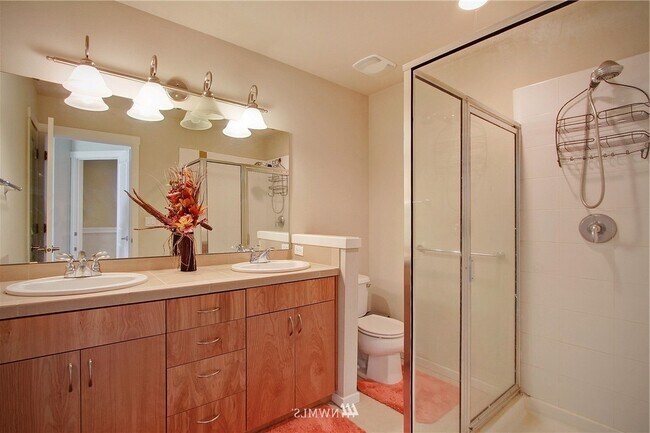 Photo - 170 Cougar Ridge Rd NW