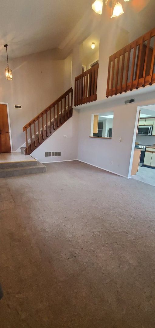 Photo - 1387 Sanzon Dr