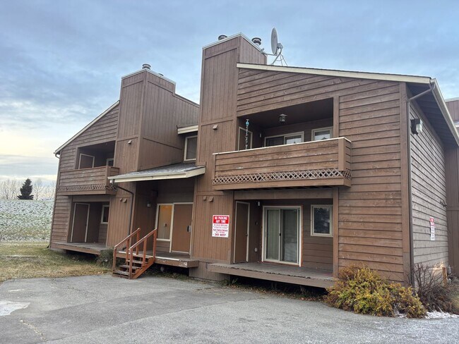 Building Photo - South Anchorage 2 Bed/1 Bath Condo!