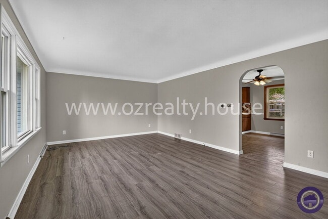 Photo - 3226 N McCord Rd