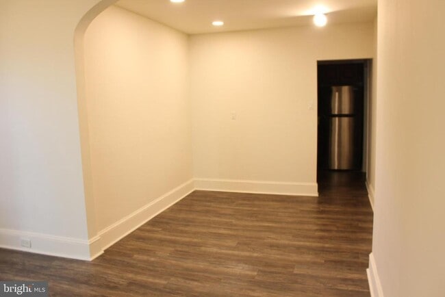 Building Photo - 223 W Bridge St Unit A